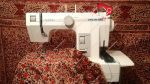 چرخ خیاطی ژانومه دوکله مدل Two in One دستگاهی ژتون‌سر‌خود و ساخت ژاپن. قابلیت دوخت خیاطی از یک سمت و نیز سردوزی با برش پارچه از سمتی دیگر.