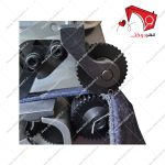 چرخ خیاطی پس دوز نوار دوز فرش دایماکو سمت چپ- نمای غلتک‌های پشتی
