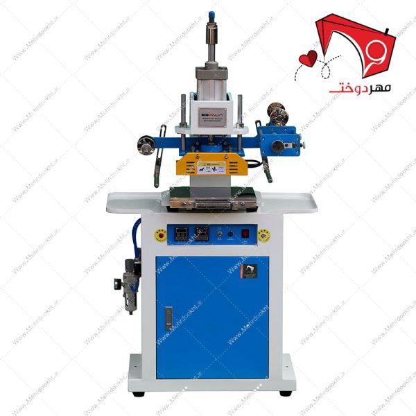 دستگاه پرس داغی حرارتی کلیشه و طلاکوب چرم پنوماتیک با قابلیت حک انواع لوگو و طرح روی ابزار آلات چرمی نظیر کفش، سر رسید با روکش چرمی و موارد مشابه دیگر.